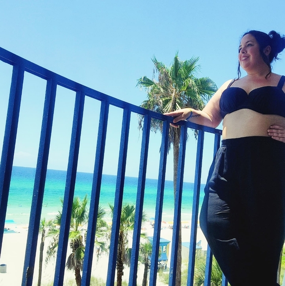 💐Meet Mylissa! Mom, Wife, Floral Designer, Business Owner 💐 - Picture 2 of 16